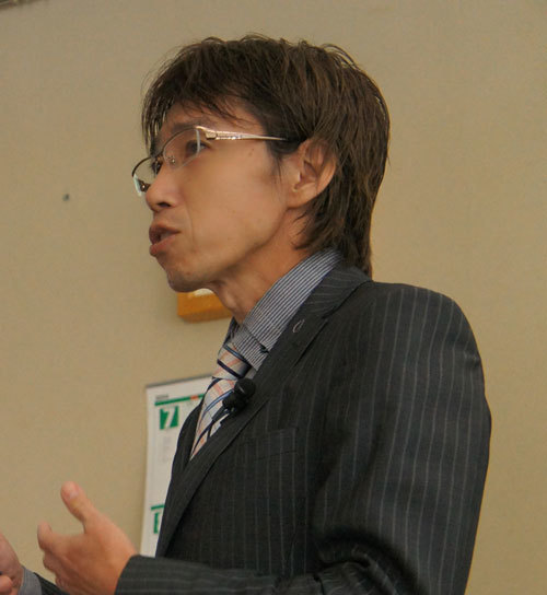 伊藤画像.jpg
